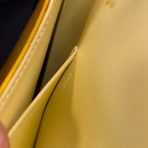 Louis Vuitton Vernis Thompson Monogram Yellow Patent Leather Street Bag 1999 - Picture 16 of 16